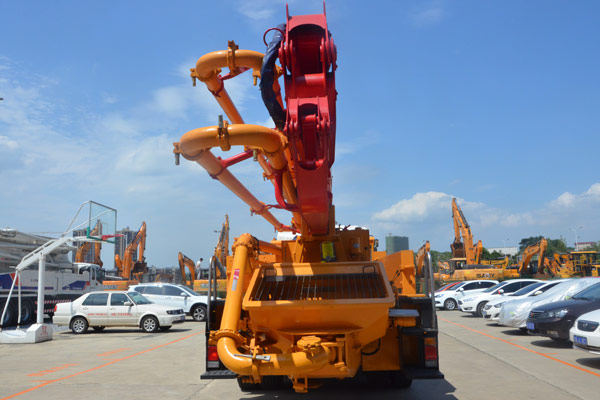 36Z Meter Industrial Concrete Boom Pump Truck With Hino700 Chassis