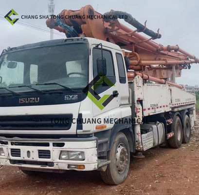 In 2013 Zoomlion ISUZU Chassis 40 M Concrete Pump Truck 5 Cylinders And 5 Masts