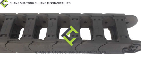 Zoomlion Concrete Pump Truck Accessories Drag Chain Inner Diameter 35 * 75